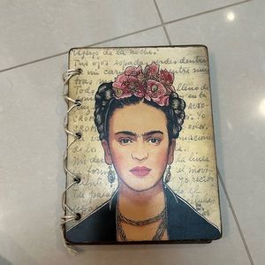 NWOT Frida Khalo notebook